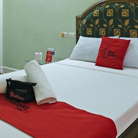 Reddoorz @ Bankal Lapulapu 호텔 외부 사진